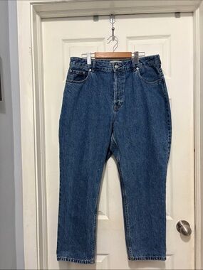 EVERLANE Curvy 90s Cheeky Straight Crop Jeans Medium Wash